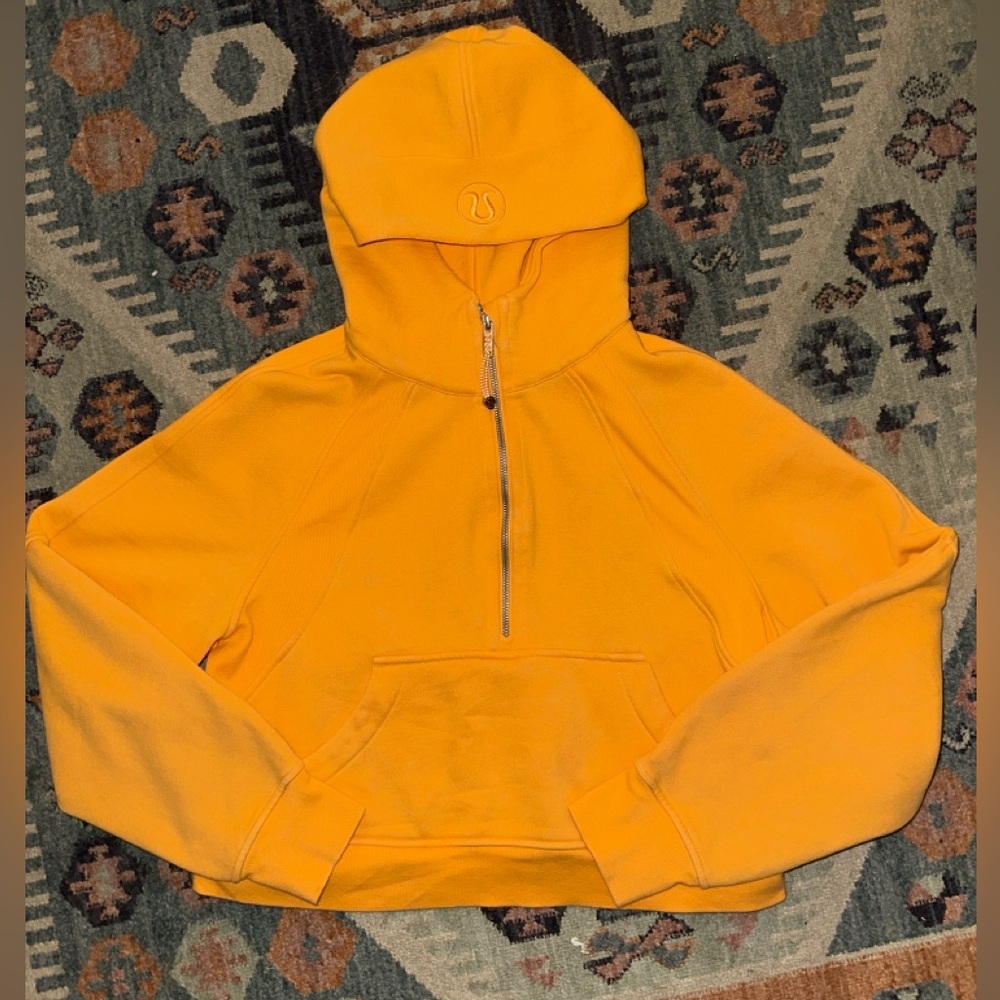 Cropped Lululemon Scuba